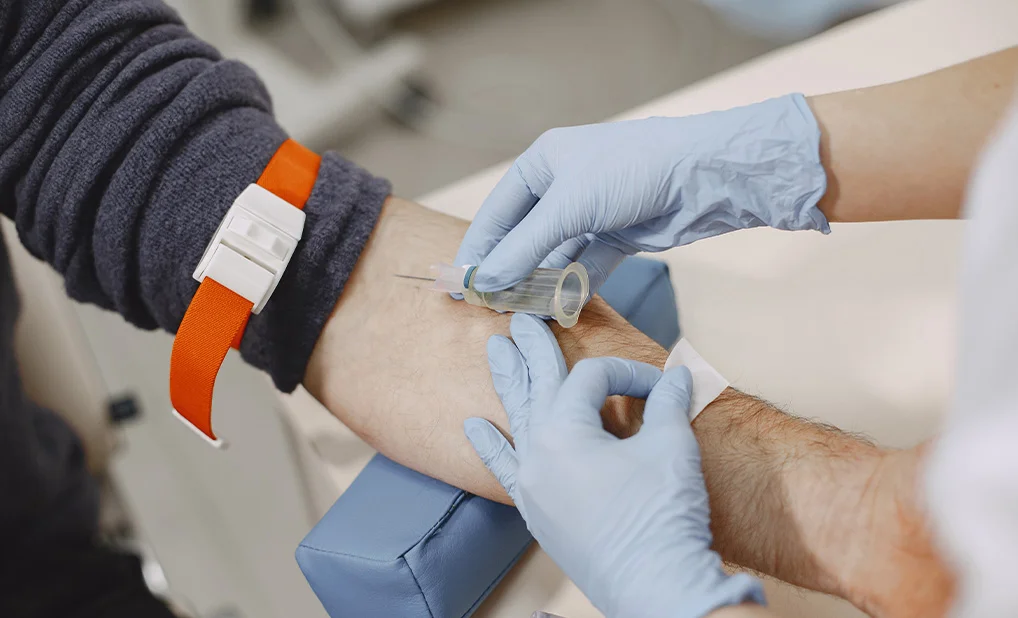 Бесплатный Общий анализ крови и Сахар в крови каждую пятницу! image